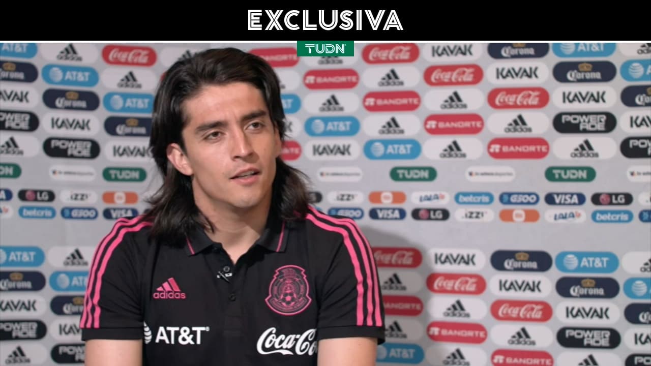 Carlos Acevedo prioriza resultados antes de ir a Europa o con Chivas