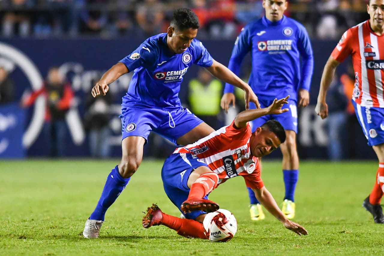 Con goles de Luis Reyes y Germán Berterame, Atlético San Luis gana y manda a Cruz Azul al fondo de la tabla.