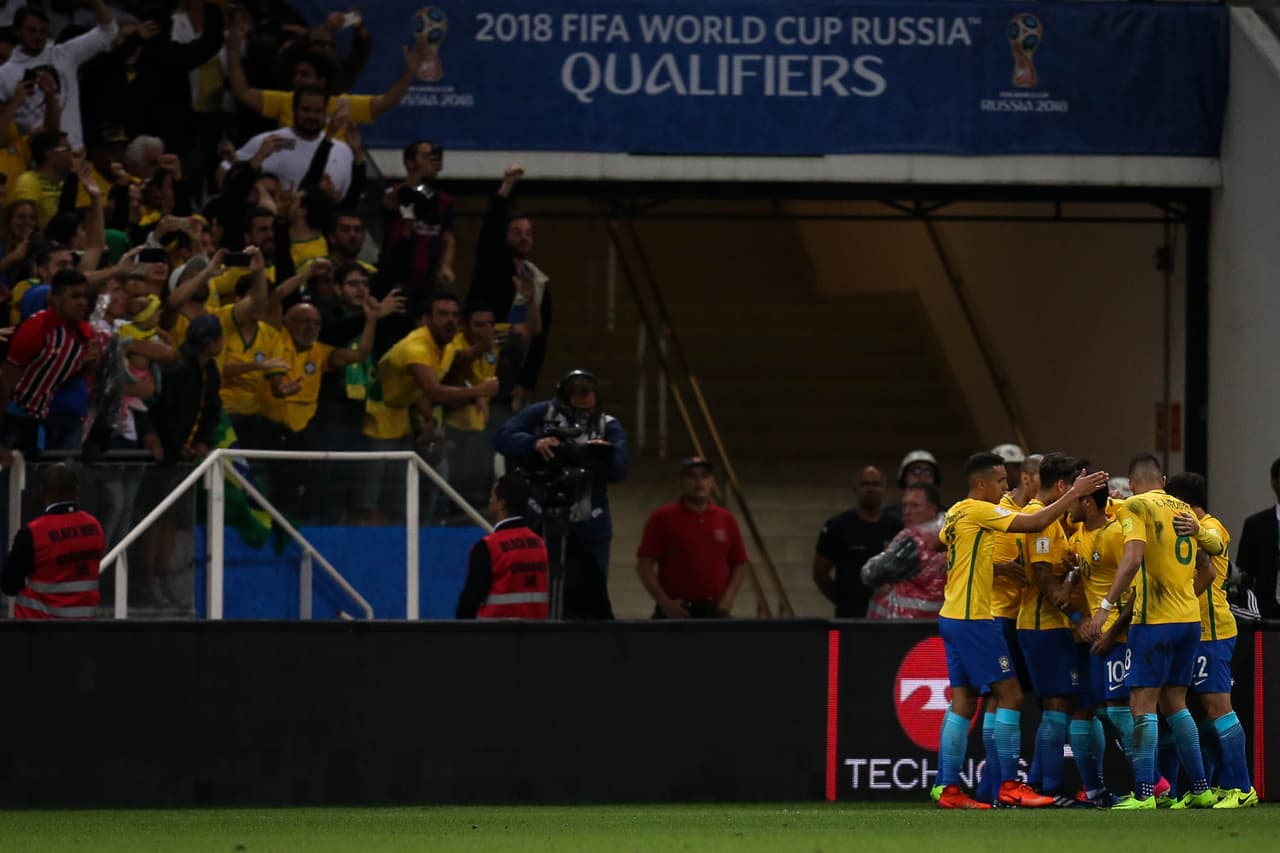 Brasil llegó a 33 puntos en la eliminatoria y en la era de Tite como técnico se mantiene invicto, constante y poderoso, además de ser uno de los equipos con cupo practicamente asegurado en Rusia 2018.