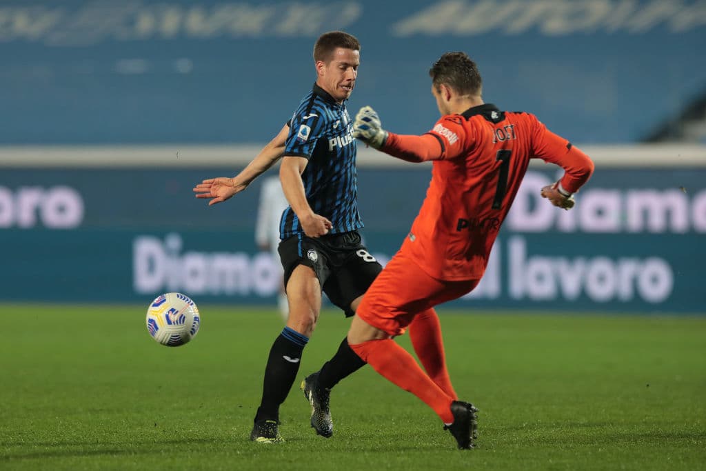 Con goles de Pasalic (53’, 72’) y Muriel (55’), Atalanta despachó al Spezia y se mantiene en la lucha por asegurar un puesto en competiciones de la UEFA; Piccoli (81’) descontó. Los de Gasperini cierran la jornada con 52 unidades; Spezia se mantiene con 26.