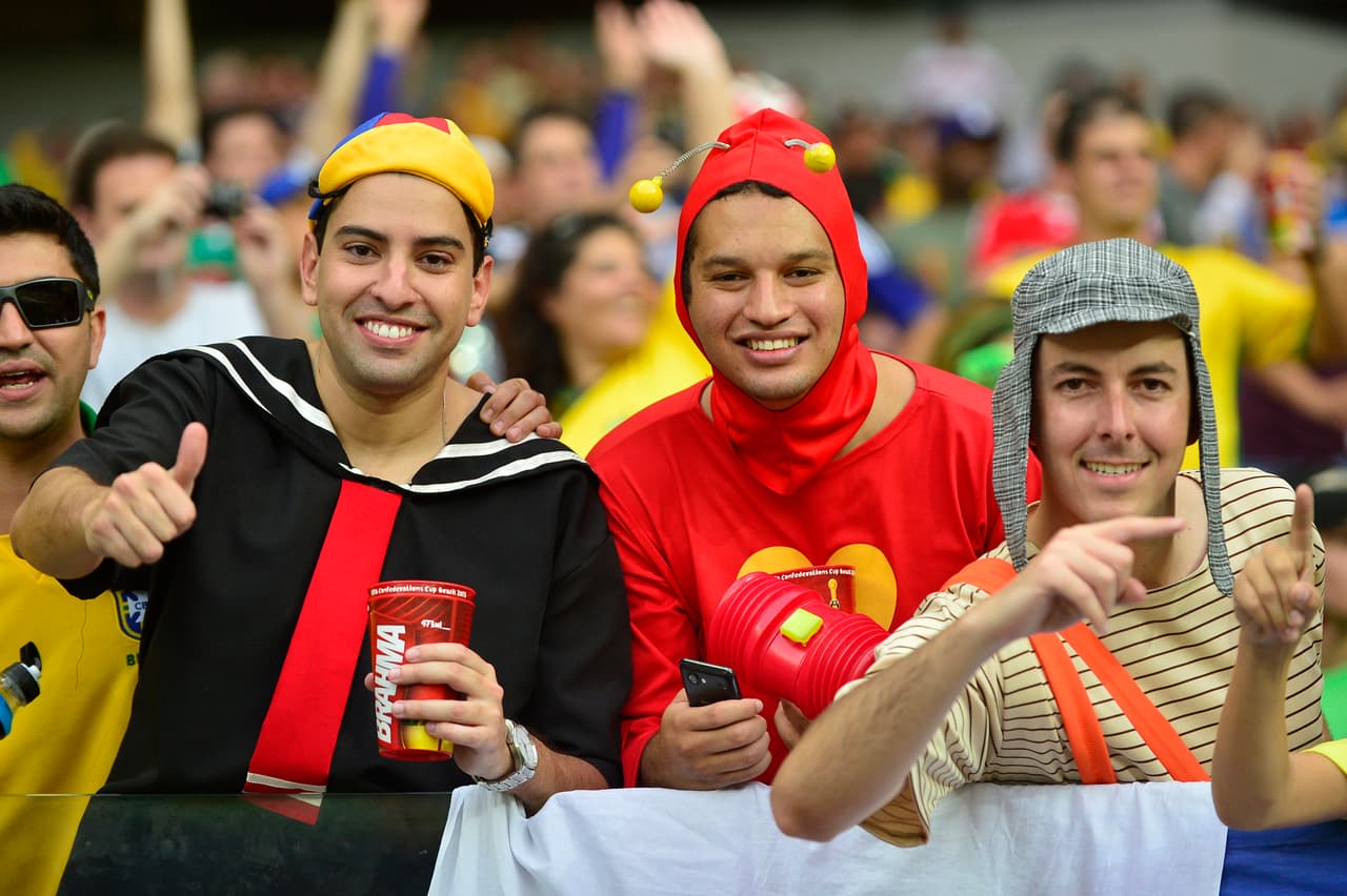 Fue así como los seguidores mexicanos han llevado los personajes del propio Chespirito a los estadio como insignia del 'Tri'.