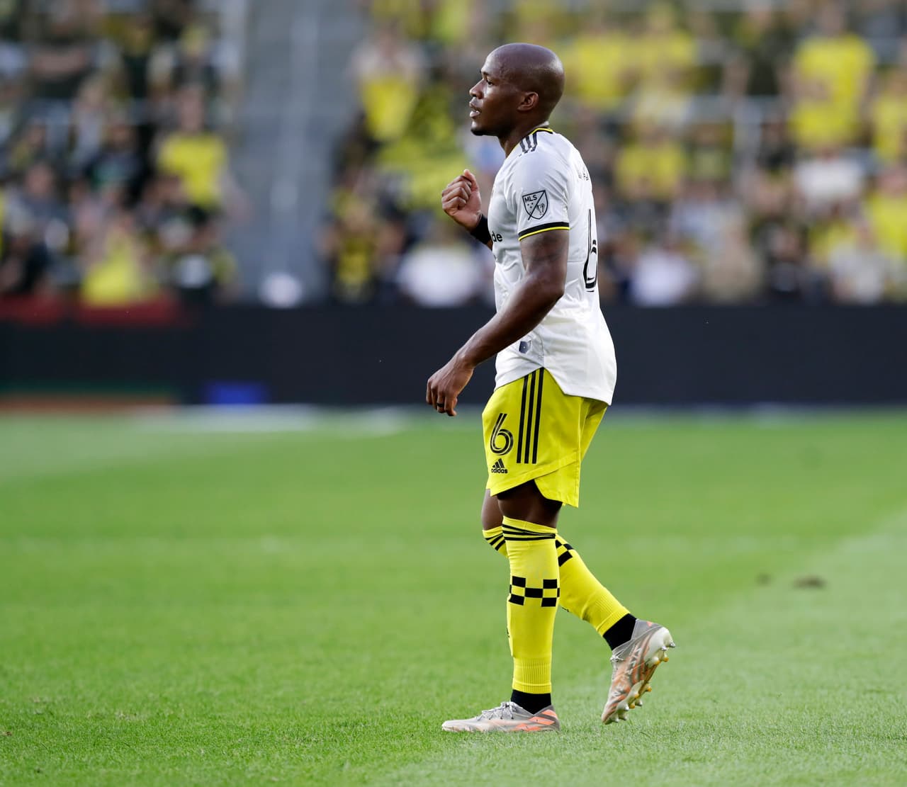 Darlington Nagbe abrió el marcador y fue el dueño de la mitad de la cancha en la victoria 2-1 de Columbus Crew SC frente a New York City FC.
<br>