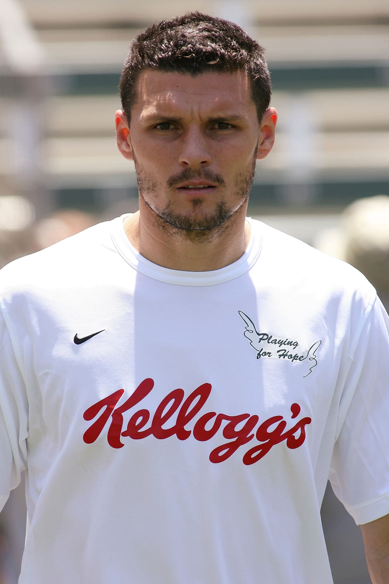 Ortiz pasó al América en 2009, pero no tuvo mucho éxito en las Águilas y al siguiente semestre estuvo con Tigres hasta 2010. Se retiró en Racing Club en 2014.