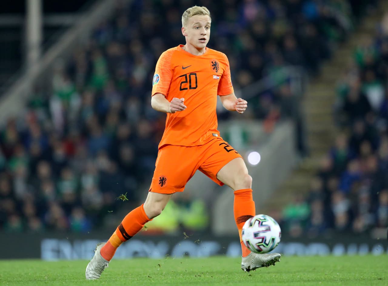 Agente de van de Beek: “El coronavirus frenaría su paso al Madrid”