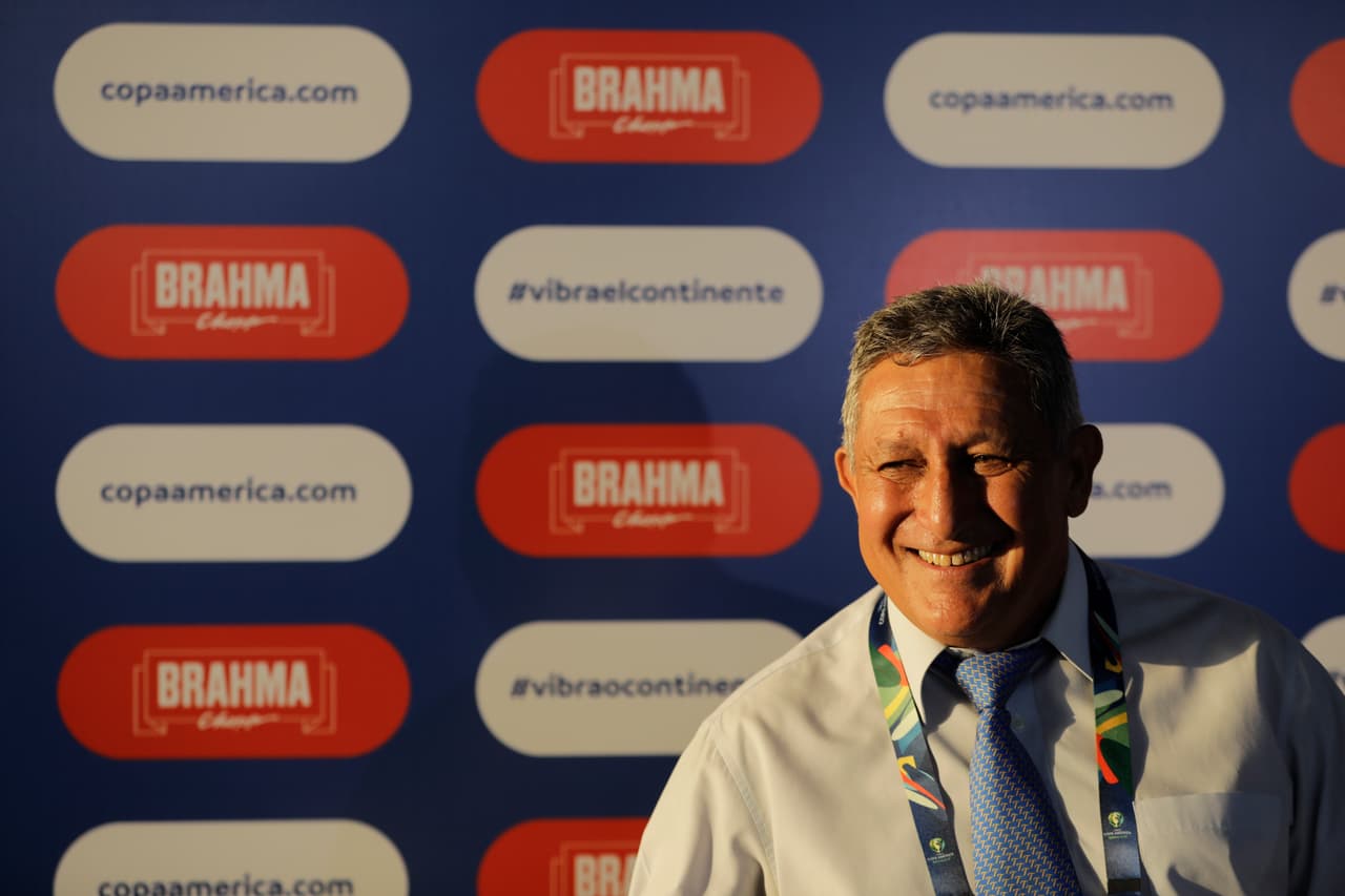 Julio César Romero 'Romerito', una de las leyendas del fútbol de Paraguay haciendo acto de presencia en el evento en Cidade das Artes.