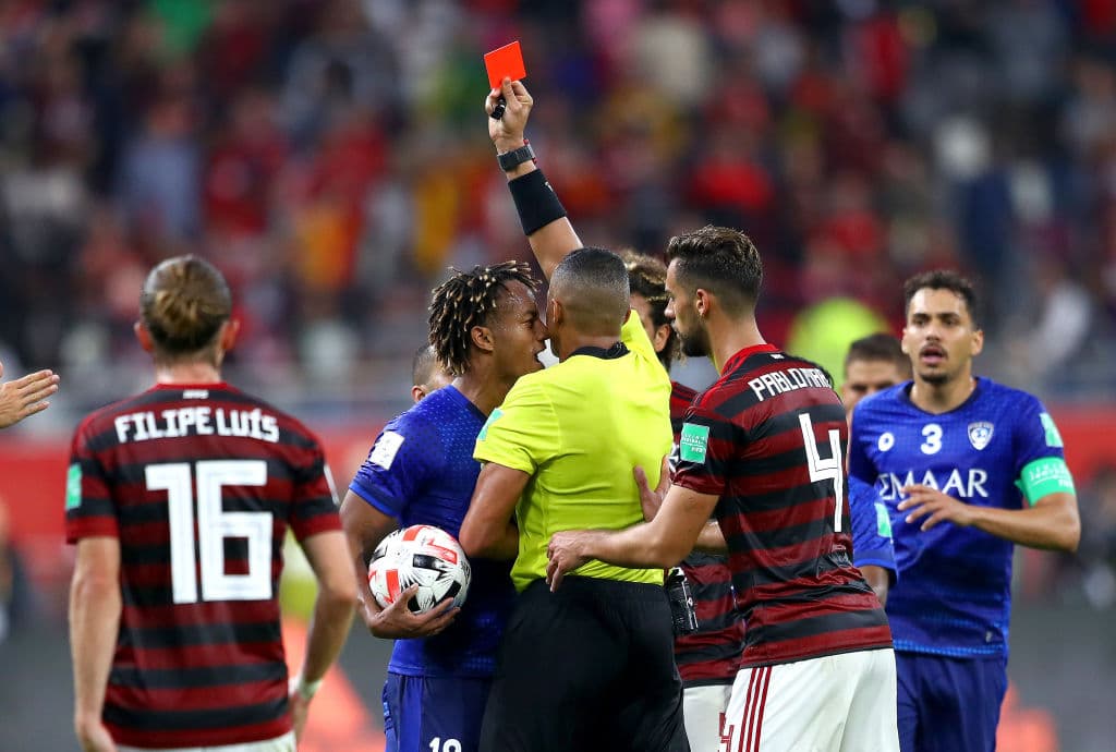 Con goles de Giorgian De Arrascaeta, Bruno Henrique y autogol de Ali Al-Boleahi, Flamengo remonta y consigue el pase a la Final del Mundial de Clubes.