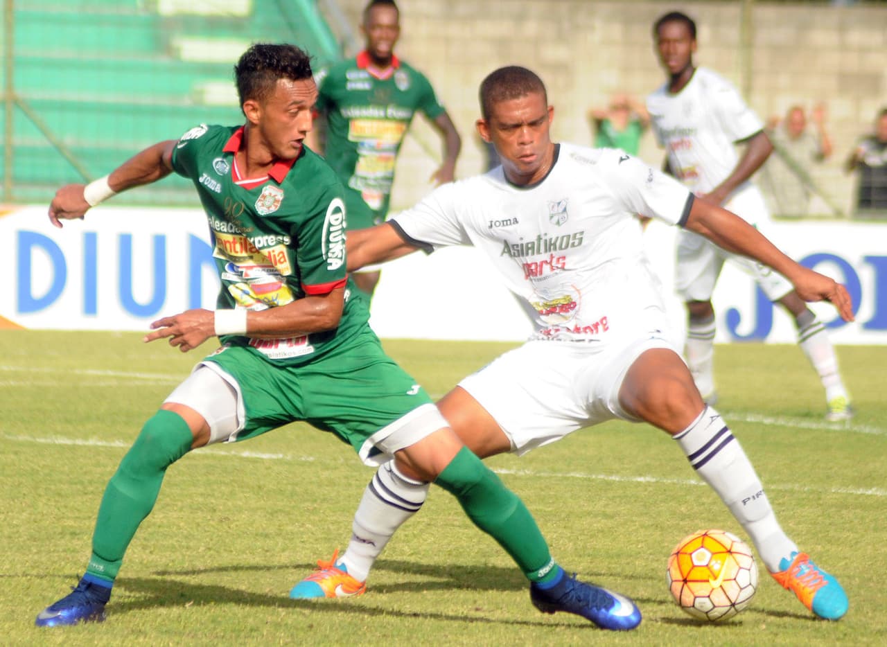 Diego Reyes Sandoval, con la camiseta del 'Monstruo Verde' de Marathón.