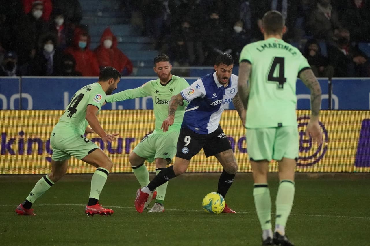 Alavés y Athletic no se hacen daño y reparten puntos durante la Jornada 20 en La Liga, lo que pone a los albiazules cerca del descenso.