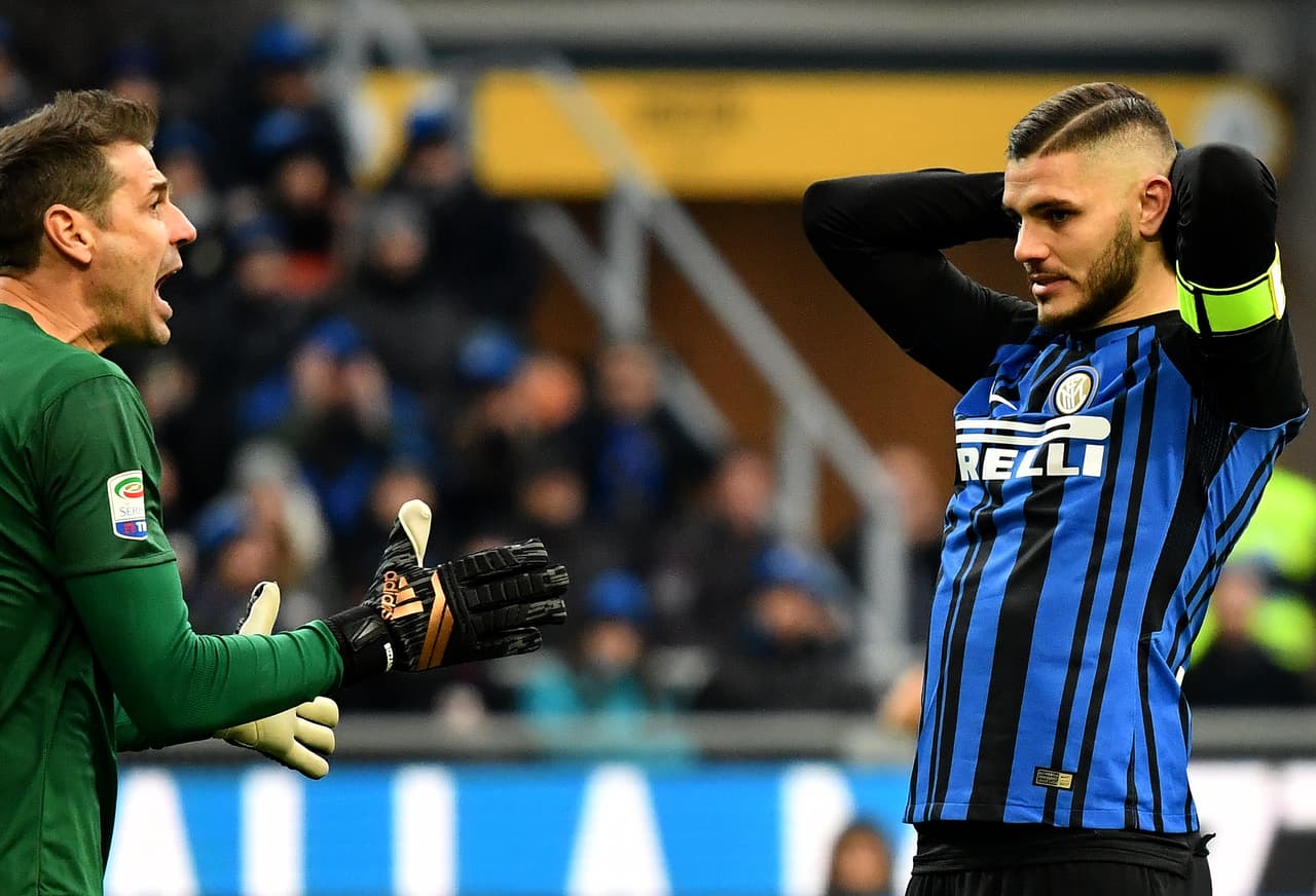 Inter perdió como local 1-3 contra Udinese en un resultado que lo pone en mala situación en la fecha 17 de la Serie A de Italia en su liderato, que queda peligrando.