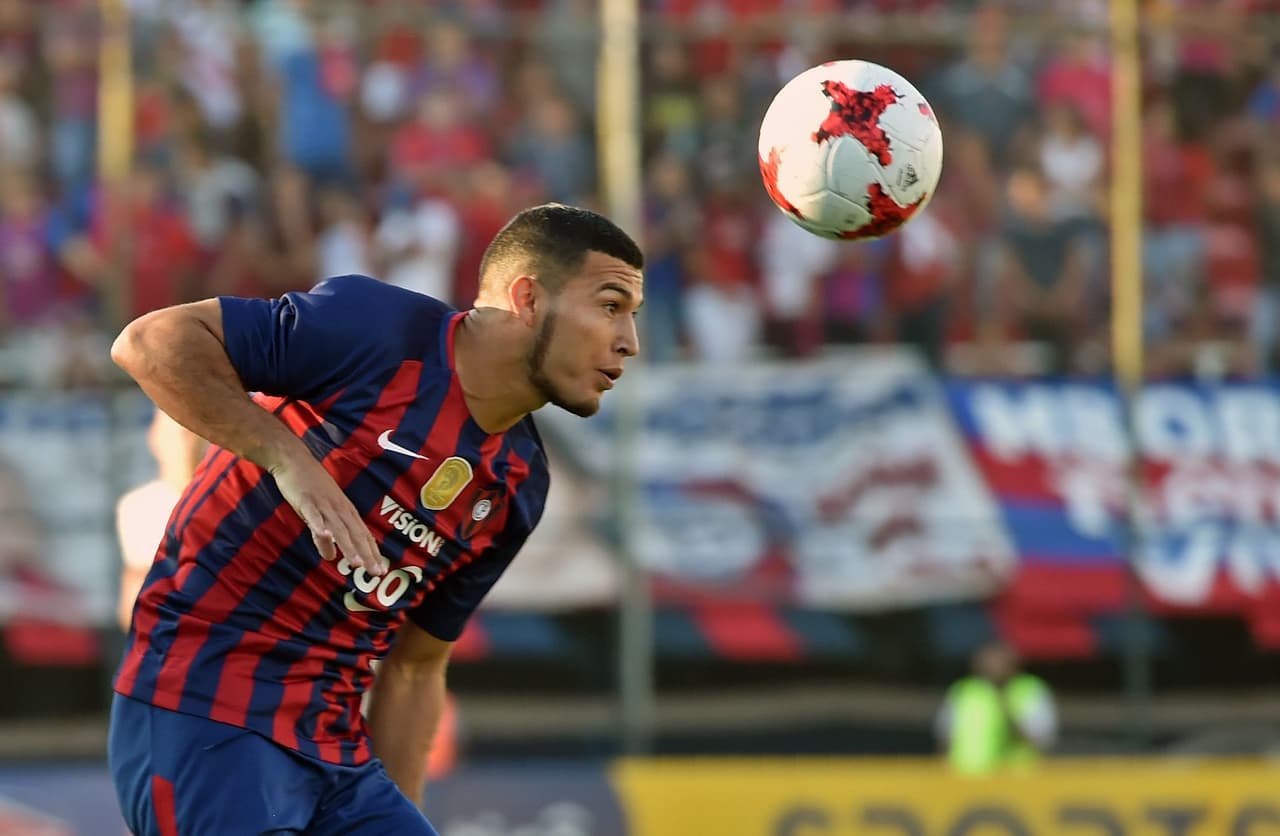 El defensa paraguayo estaría cerca de enrolarse con La Máquina.