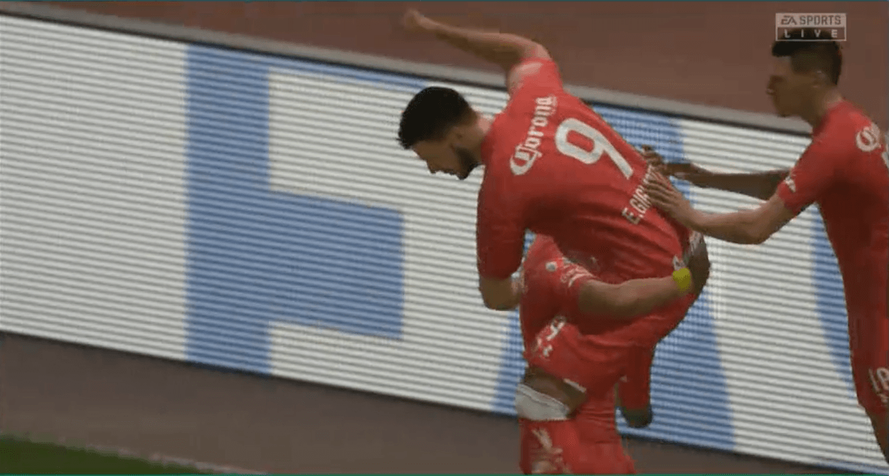 Diego Rosales venció a Marco Canaales en un divertido partido de eLiga MX.