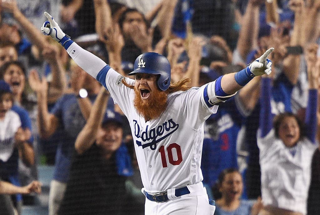 Como segundo en el orden estará Justin Turner cubriendo la tercera base.