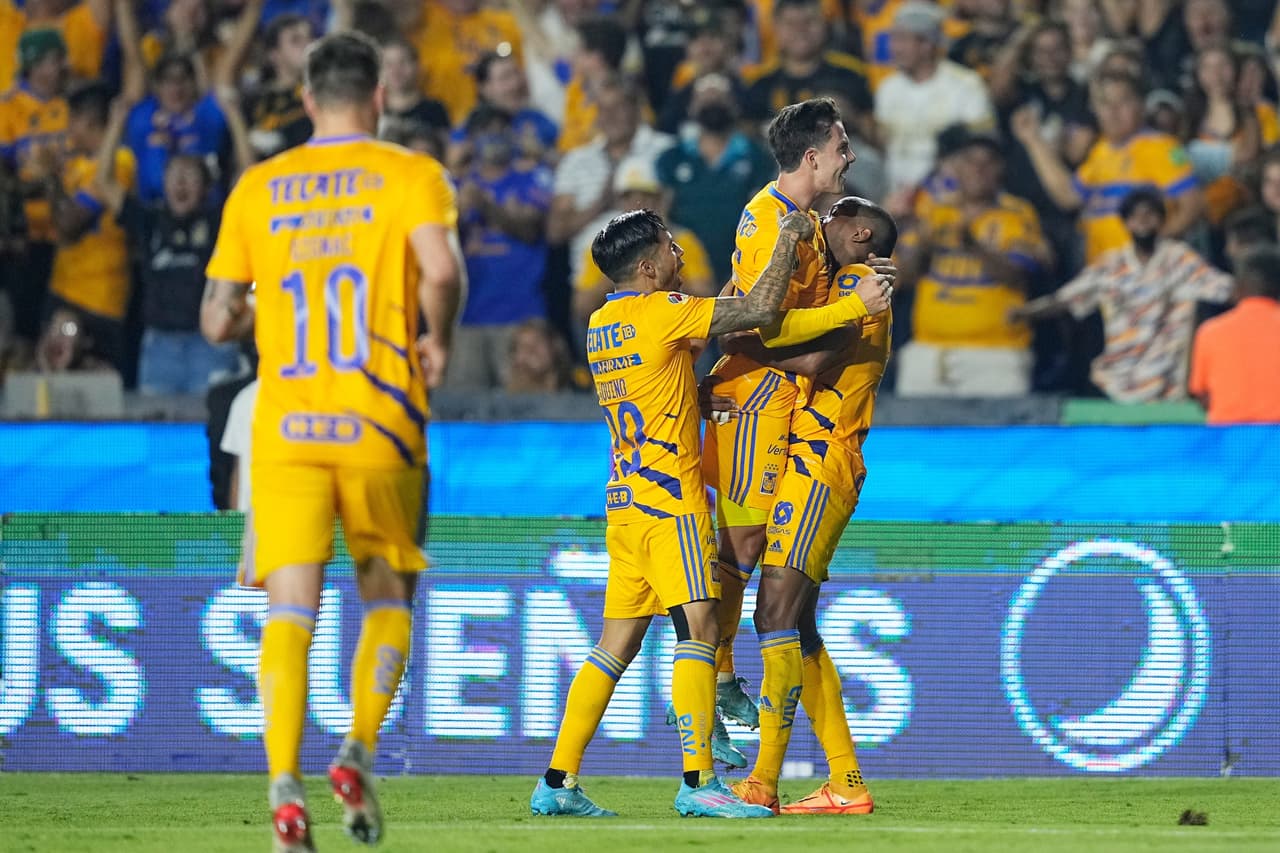 Córdova advierte que "festejará normal" ante América