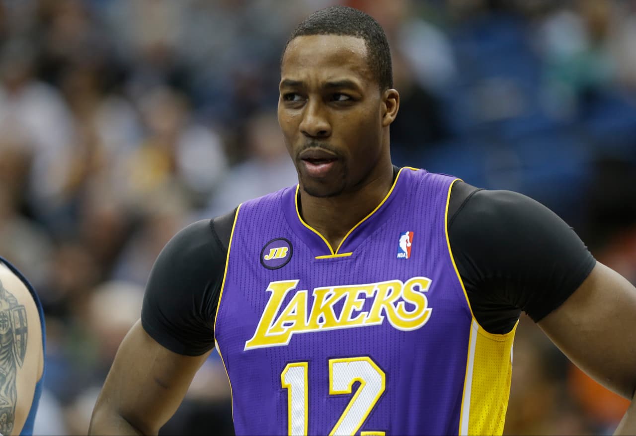 Dwight Howard está un paso más cerca de los Lakers