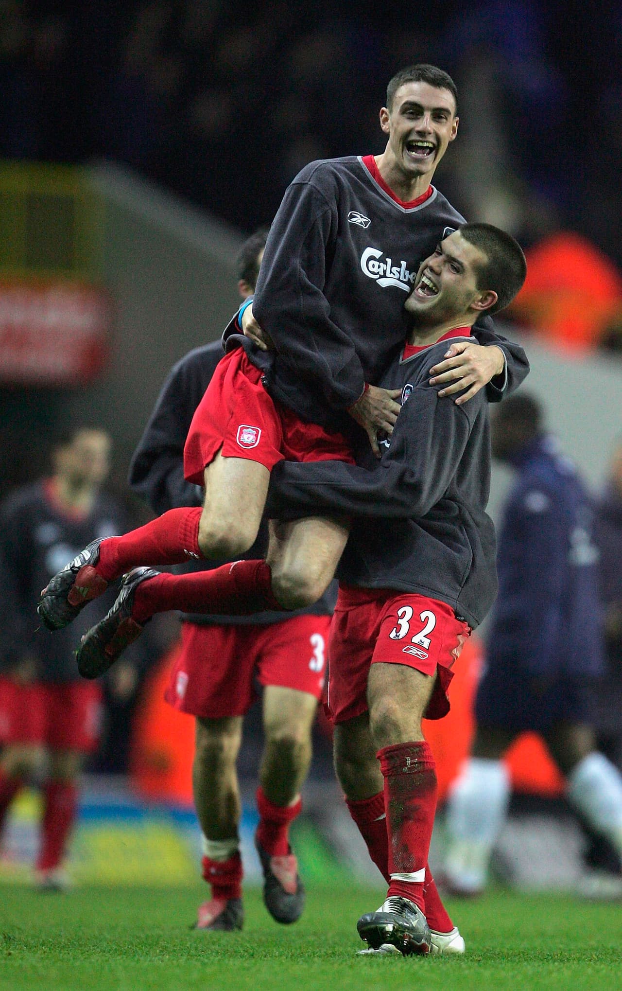 Darren Potter y John Welsh (Inglaterra) - Jóvenes de la cantera del Liverpool. El primero juega actualmente en el Milton Keynes Dons y el segundo lo hace para el Preston North End.