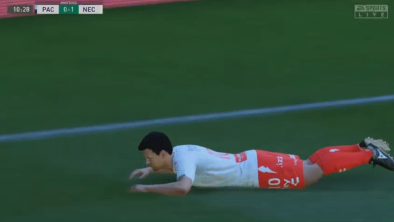 En un duelo desangelado, Carlos Guzmán de Necaxa venció 2-0 a Romario Ibarra, representante del Pachuca en la eLiga MX.