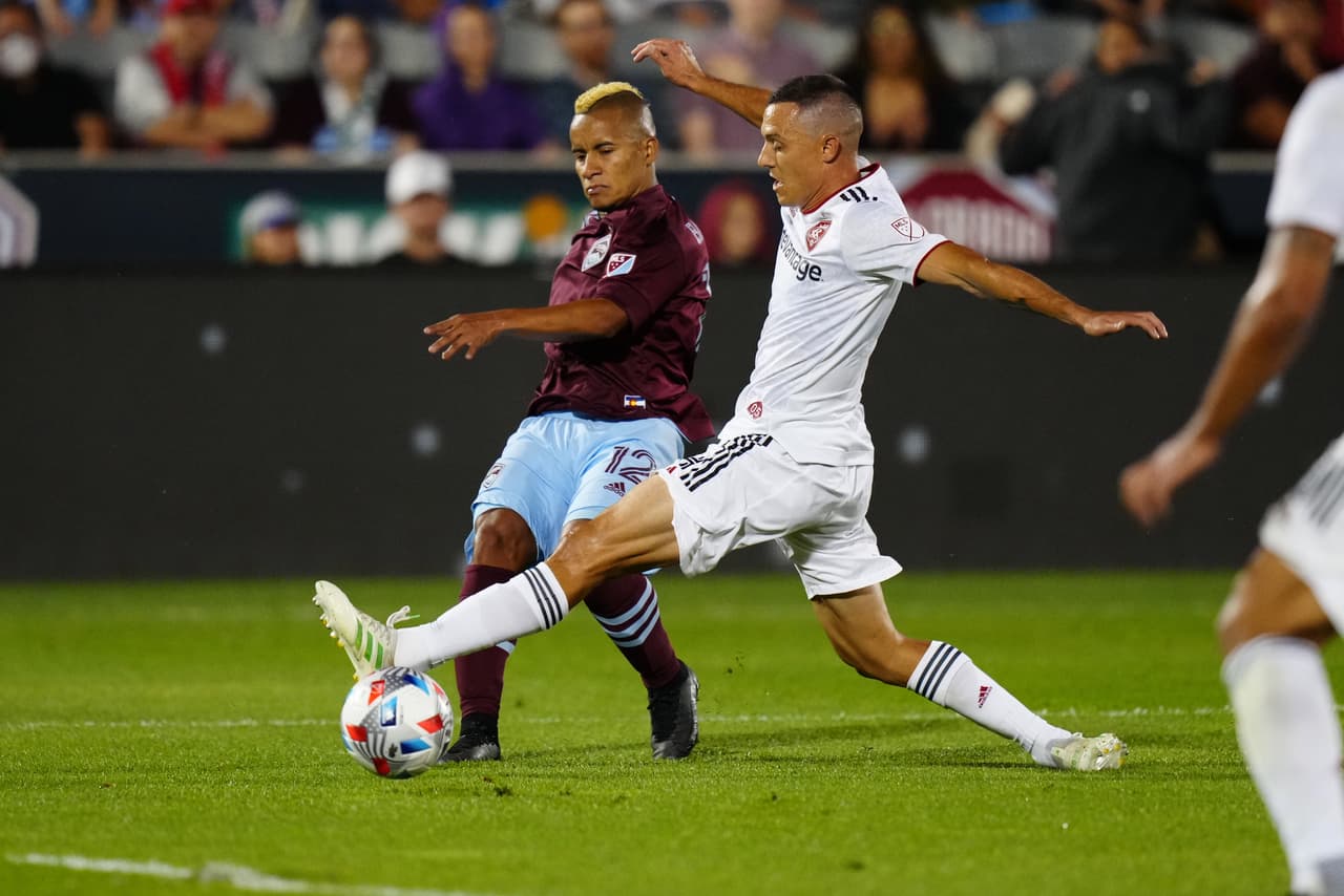 Fue un 2-1 que deja muy bien posicionado en el Oeste a los Rapids.
<br>