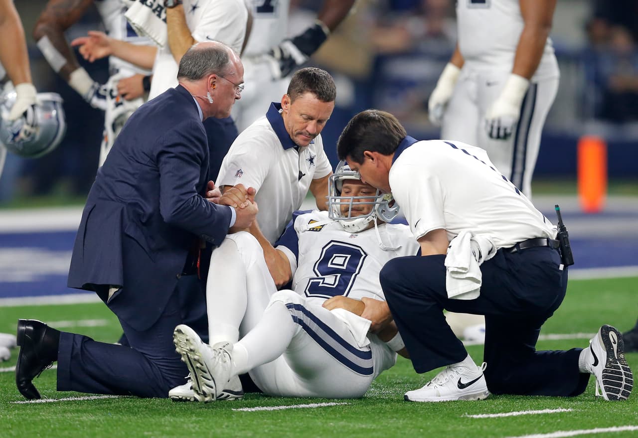 Los Carolina Panthers vencieron 33 - 14 a los Dallas Cowboys en el tradicional partido de Thanksgiving.