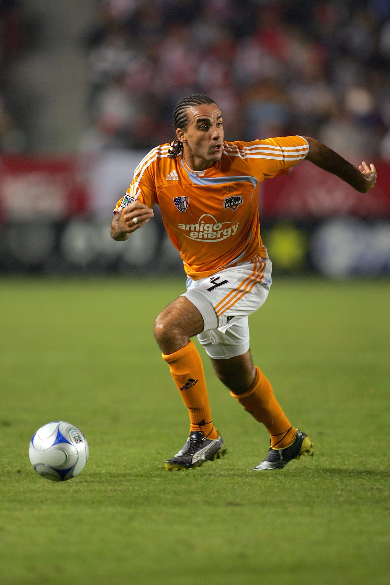 Houston Dynamo ganó dos títulos de la MLS de manera consecutiva. Desde su llegada a Houston se han dado a conocer por el anaranjado de su uniforme.