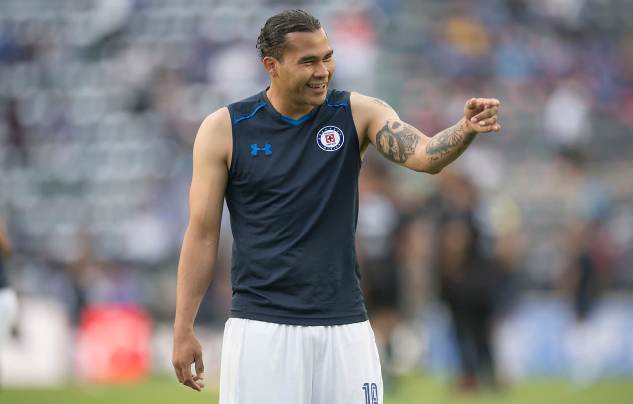 Confirmado / El 'Gullit Peña no sigue más en Cruz Azul. Sus problemas de indisciplina hicieron que Pedro Caixinha y la Máquina dieran por terminado el contrato del mediocampista, quien había llegado desde el Rangers de Escocia.