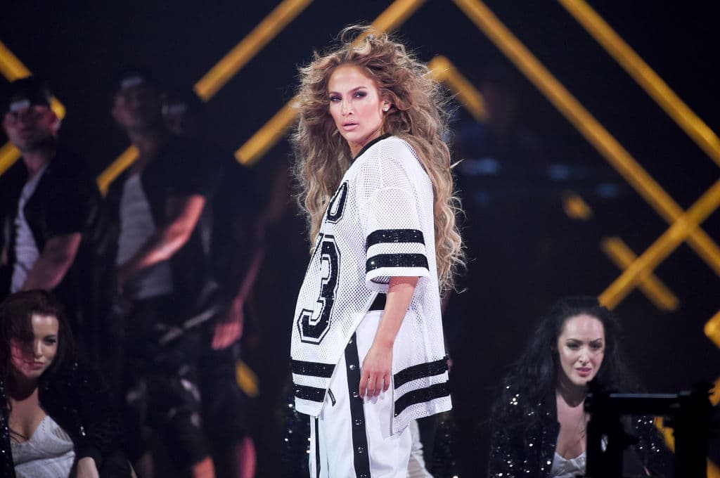 J-Lo ha revelado que no hay prisa por casarse con Alex Rodríguez.