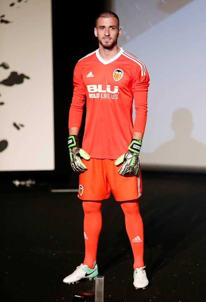 Por su parte, los porteros sí tendrán la versión más actualizada de la línea de la marca alemana.