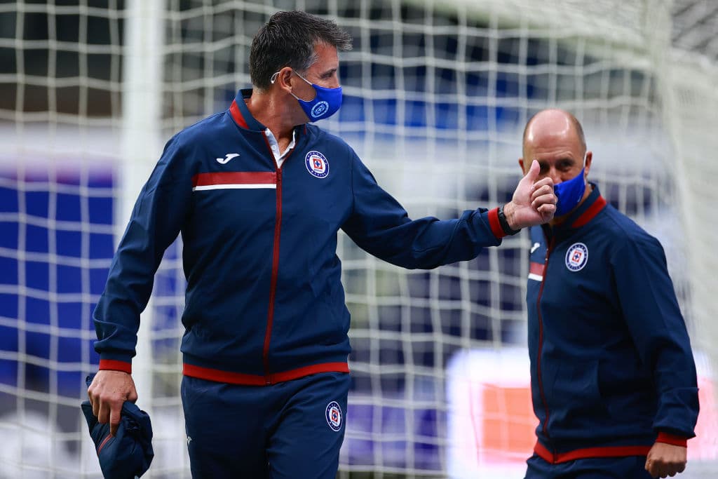 Siboldi calma alertas sobre Yoshimar Yotún