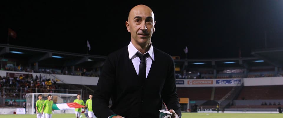 Pako Ayestarán, nuevo técnico de Santos