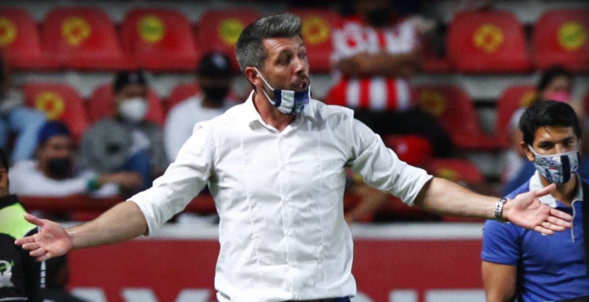 Pezzolano no se baja del barco aunque Pachuca esté en el sótano