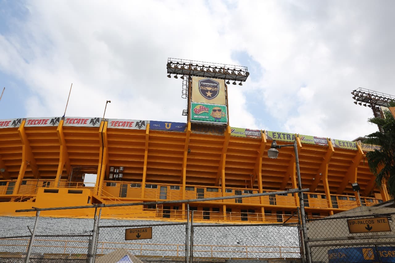 Habían pasado ocho años desde la última vez que el Estadio Universitario albergó un partido de la Selección Mexicana. El Volcán está listo para recibir al Tricolor.