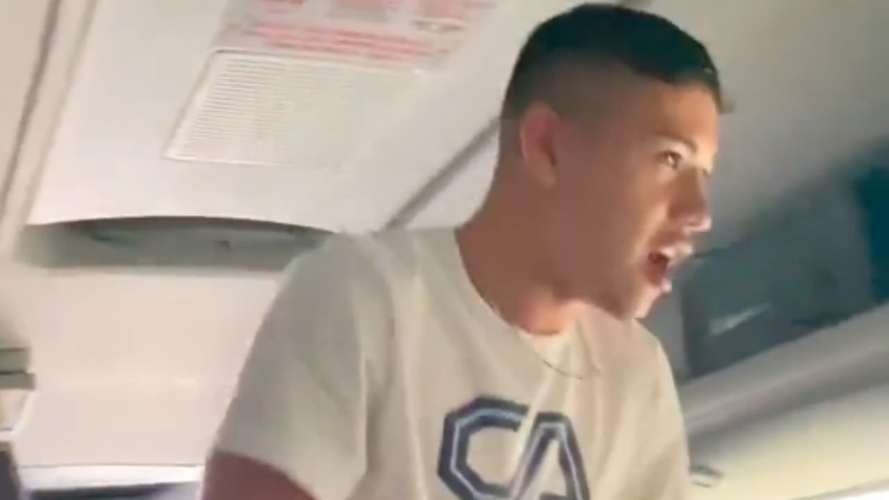 Emilio Lara deja ver el buen ambiente en el América