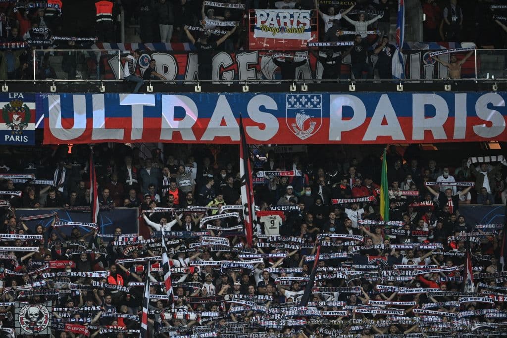 Barcelona se impone sobre el RB Leipzig 3-2 con doblete de Lionel Messi (67', 74') y gol de Kylian Mbappé (9'), mientras que para la escuadra alemana, fueron André Silva (28') y Nordi Mukiele (57') quienes sumaron anotaciones en el Parque de los Príncipes.