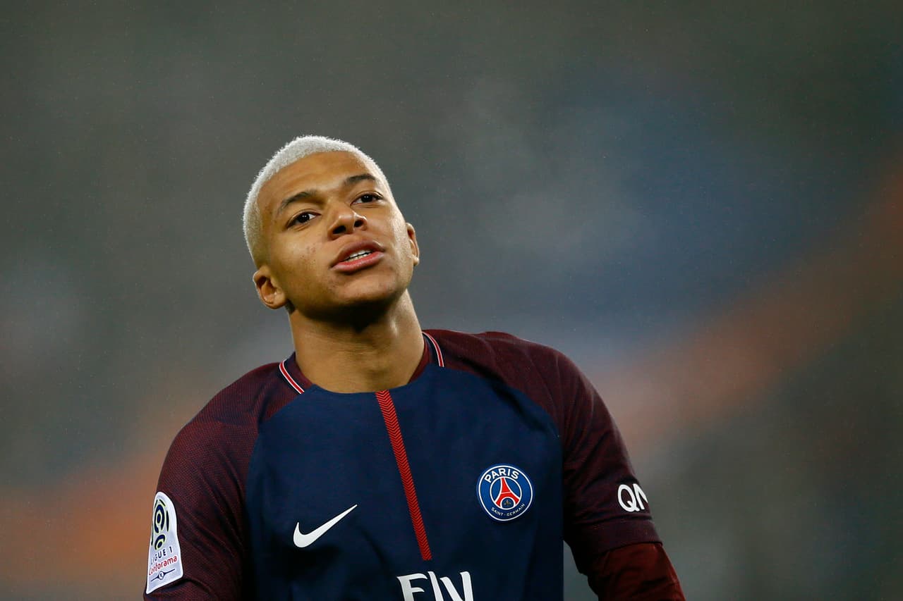 Sin embargo, por una cifra superior a los 100 millones de euros –efectivos en el próximo mercado–, la joya del Principado se mudó a París y dejó al Madrid vestido y alborotado.