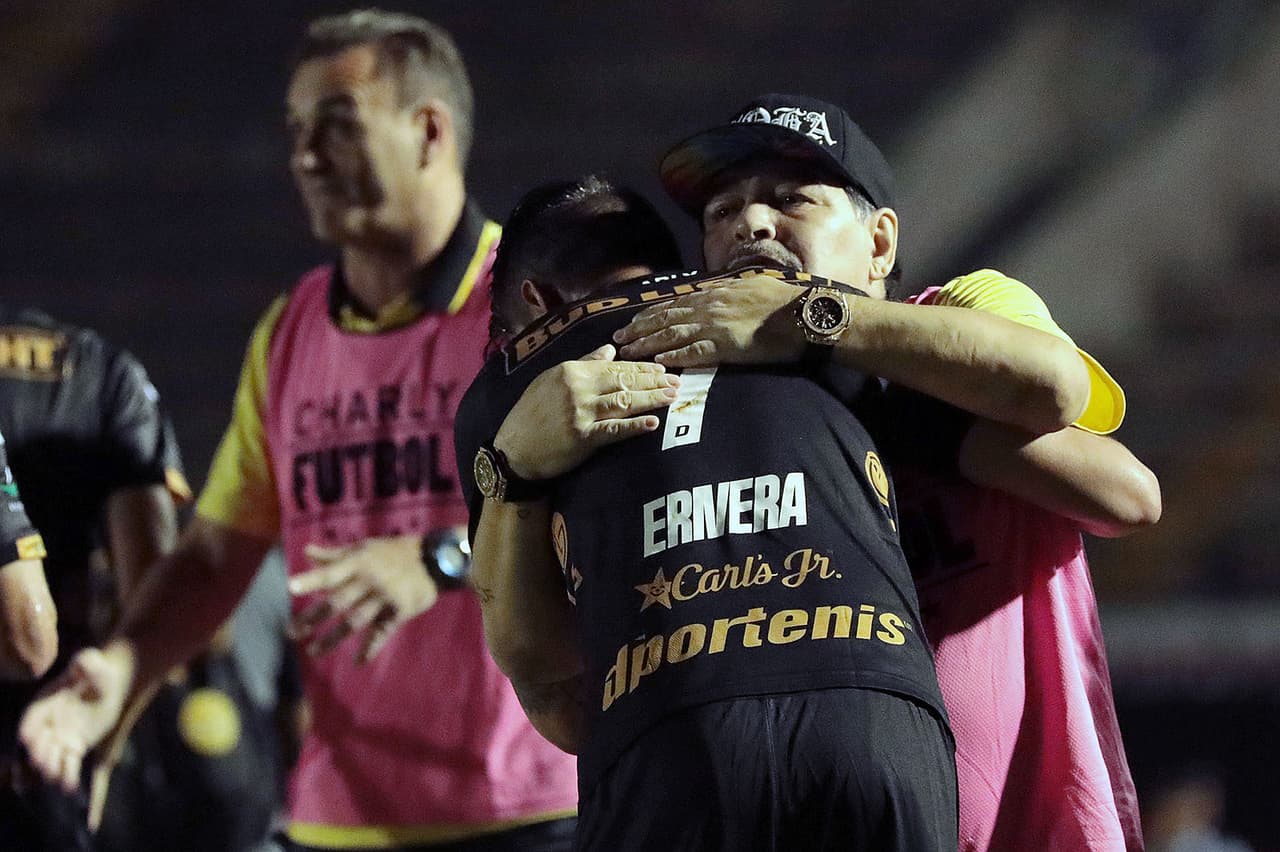 ¡Objetivo cumplido! Maradona conseguía, a falta de una jornada para el final de la fase regular, el paso a la Liguilla.