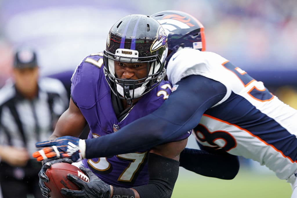 Restando 8:26 del segundo cuarto, Joe Flacco se las arregló para lanzarle un pase de 12 yardas a Javorius Allen y con ello poner el marcador 17-14 a favor de Baltimore, ventaja que ya no perdieron.