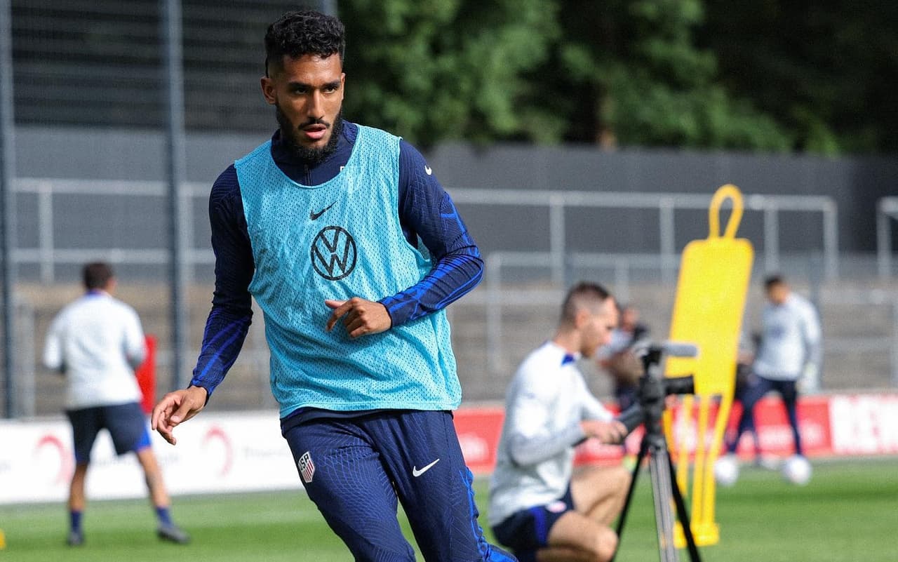Jesús Ferreira -de FC Dallas- durante una de las prácticas de esta semana de Estados Unidos en Alemania.