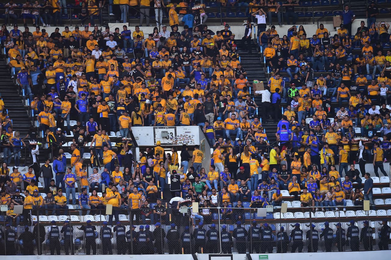 Afición extranjera, apoyo para futbolista de Cruz Azul y más, todos los ingredientes encienden el juego enter cementeros y norteños.
