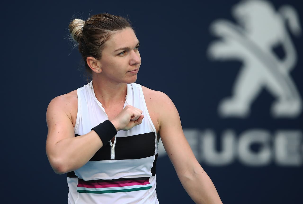 La rumana Simona Halep, número dos en la clasificación WTA, venció 6-4, 7-5 a la china Wang Qiang y se puso en la Semifinal del Miami Open, donde se consolida como favorita.