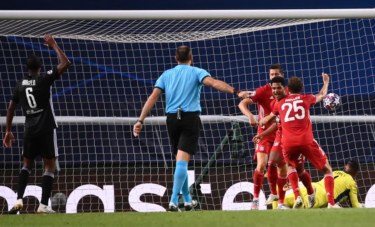 Pese a la tremenda actuación de Lopes, cayó el segundo del Bayern.