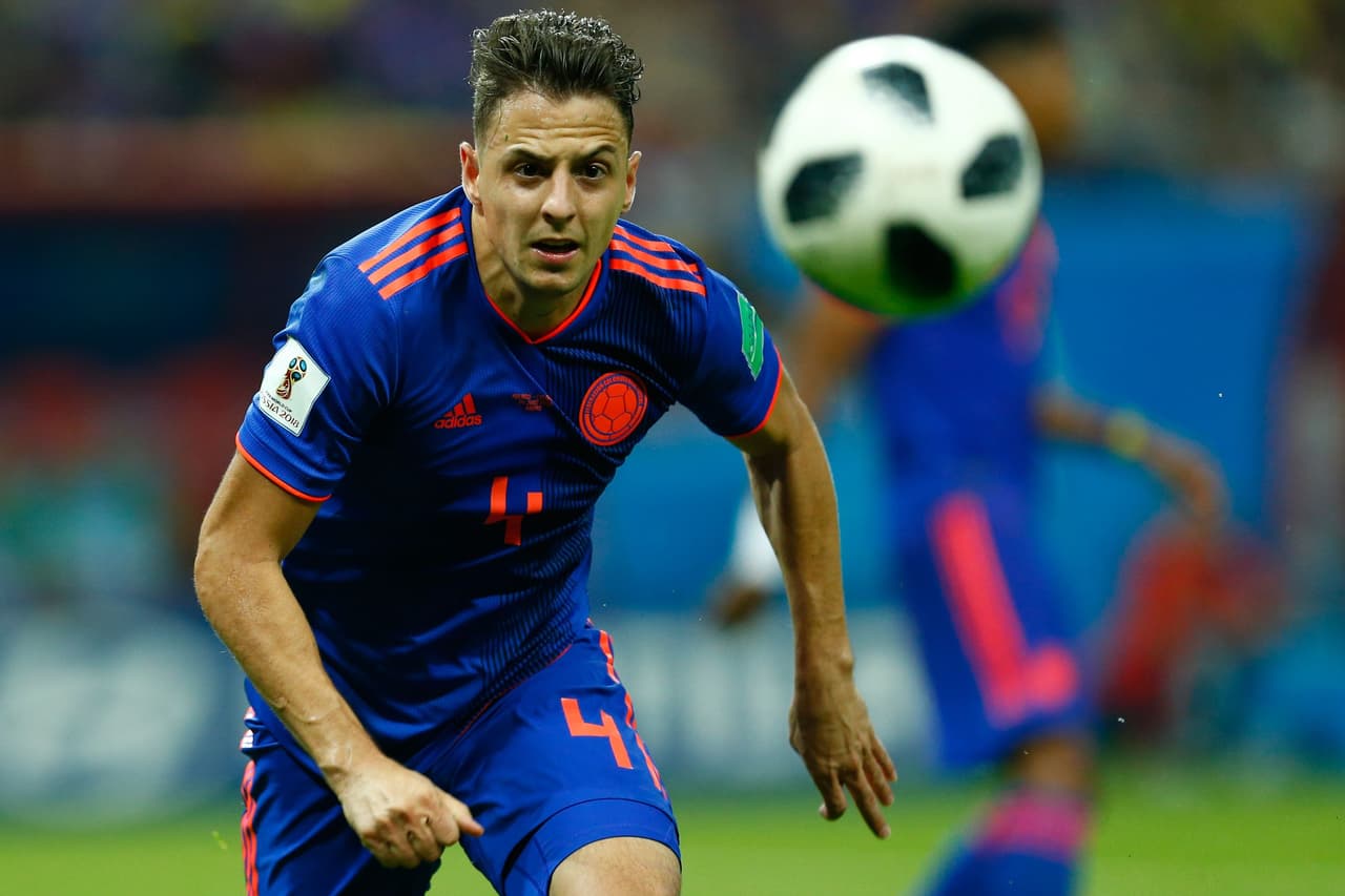 Santiago Arias (Colombia). El defensor dio un gran juego en la victoria 3-0 que revive a los cafeteros en el Mundial. Se sumó al frente por la derecha e inició la jugada del gol de Falcao, el 2-0.