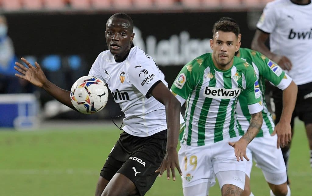 Betis visitará a la Real Sociedad y Valencia hará lo propio con el Villarreal en la siguiente fecha de La Liga.