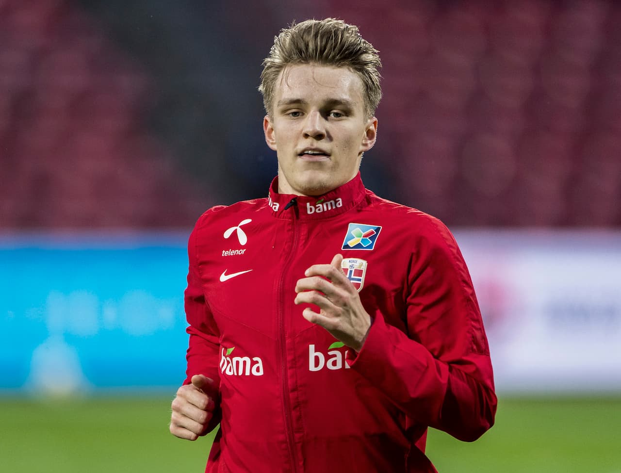 Martin Odegaard (Noruega) - Cuando se unió al Real Madrid se pensó en una figura de talla mundial en los próximos años, sin embargo se estancó en el Castilla y luego salió a préstamo a equipos de poca envergadura en condición de préstamo. Con 19 años puede explotar aún.