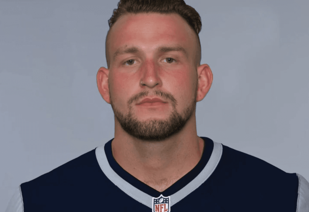 Pateador de Patriots se quita tatuaje racista tras polémica