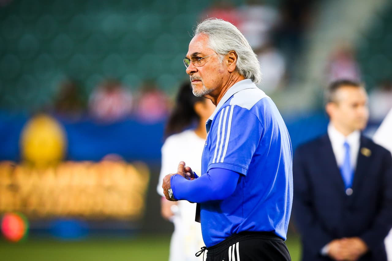 Mejía Barón a la afición: "Mejor griten 'pluto'"