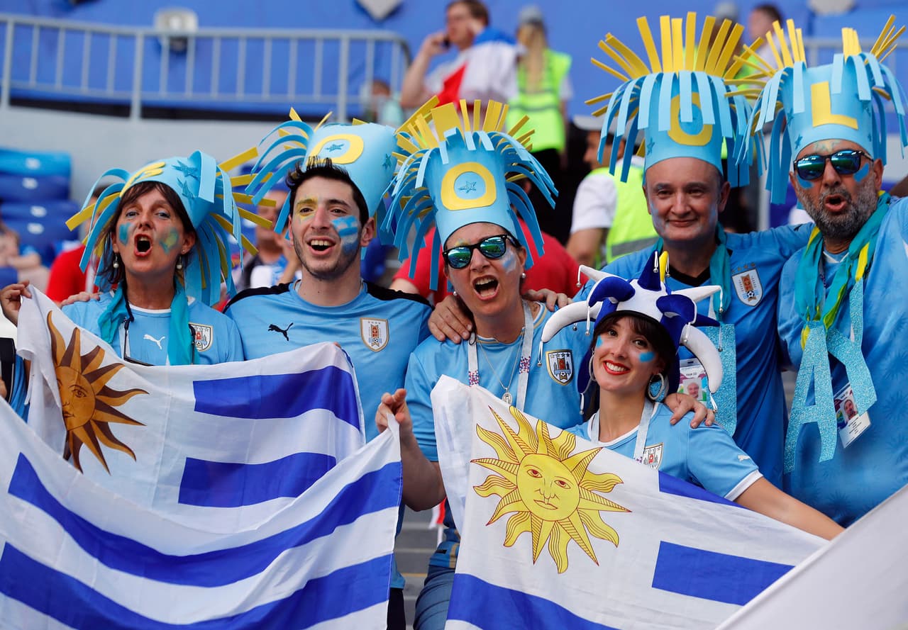 Rusos y uruguayos vivieron con gran emoción la previa y el partido del grupo A entre sus países en el Samara Arena. Aunque los locales fueron más en número, los sudamericanos no se quedaron atrás.