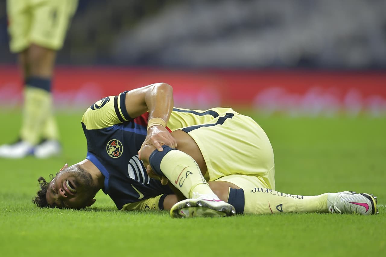 Edson Álvarez y Nico Castillo le envían 'fuerza' a Bruno Valdez