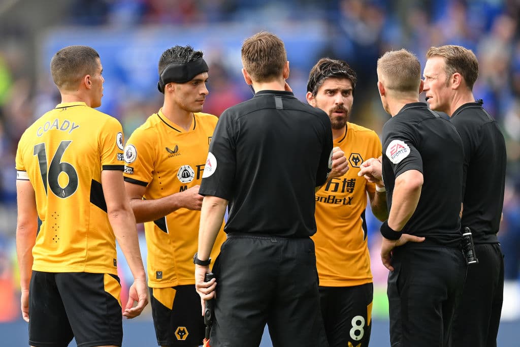 Wolverhampton cae en casa y por la mínima ante Tottenham durante la segunda fecha de la Premier League. El único tanto de la tarde fue por parte de Dele Allí al minuto 9' tras convertir un penalti. El mexicano, Raúl Jiménez, jugó durante los 90 minutos del encuentro.