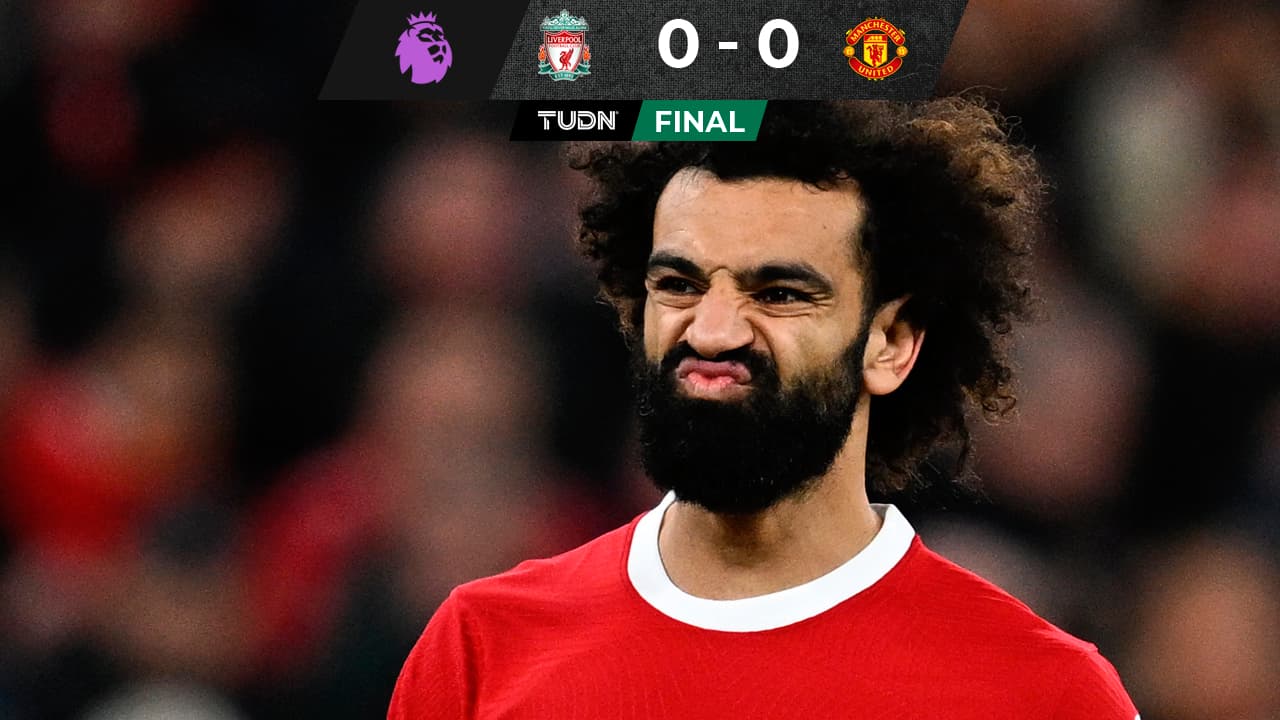 Liverpool no puede con el Manchester United y cede el liderato al Arsenal