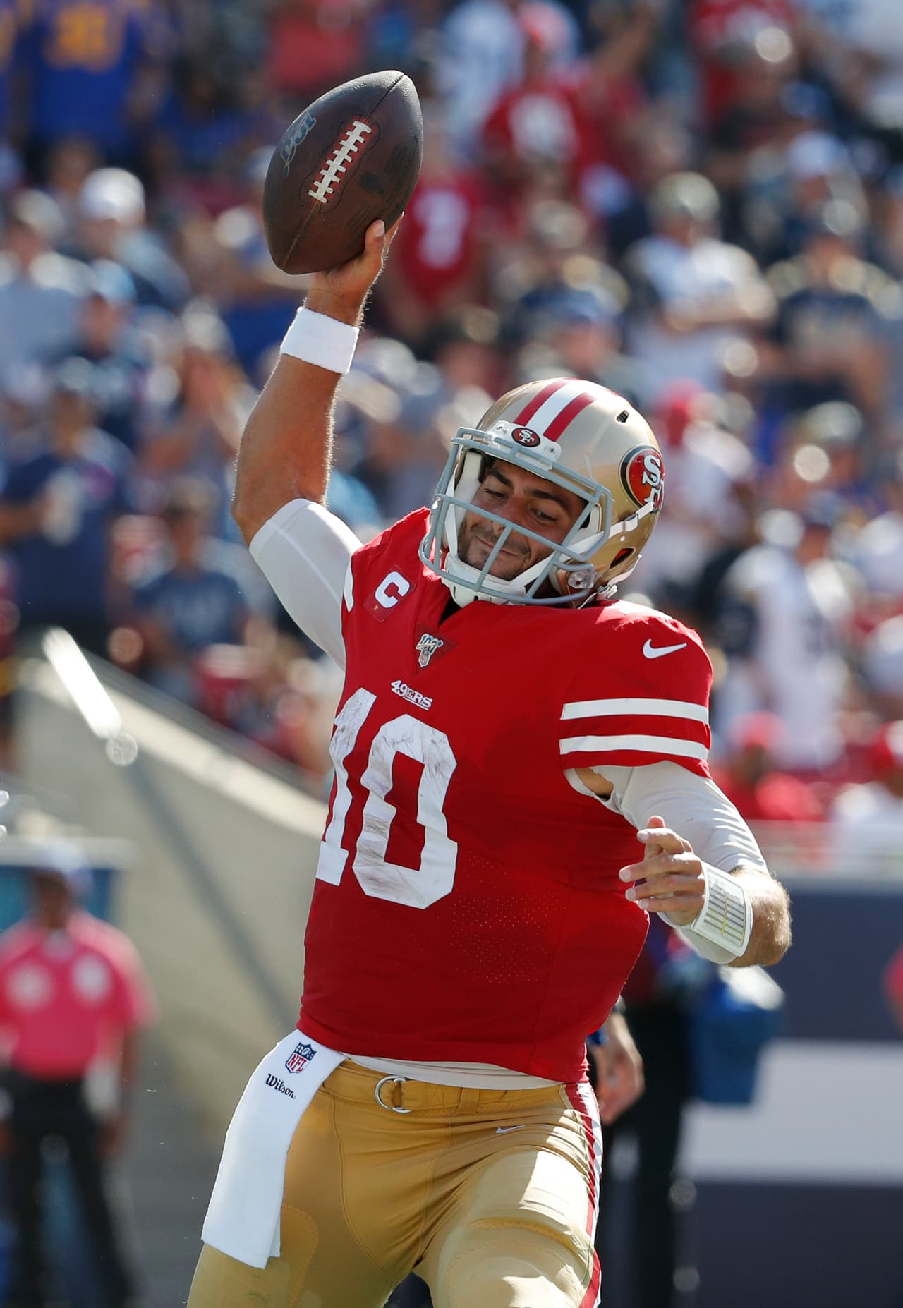 Ofensivamente tampoco lucieron receptores y corredores, pero George Kittle fue de lo más destacado con 8 recepciones y 103 yardas.