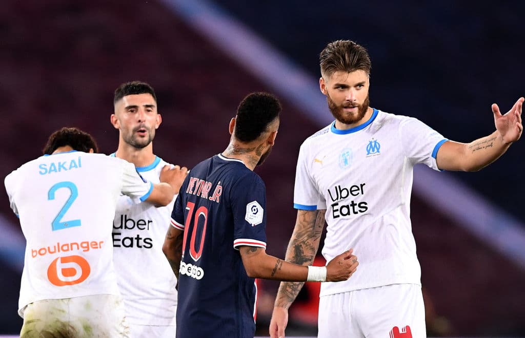 Dictan sanción a Neymar por agresión en la Ligue 1